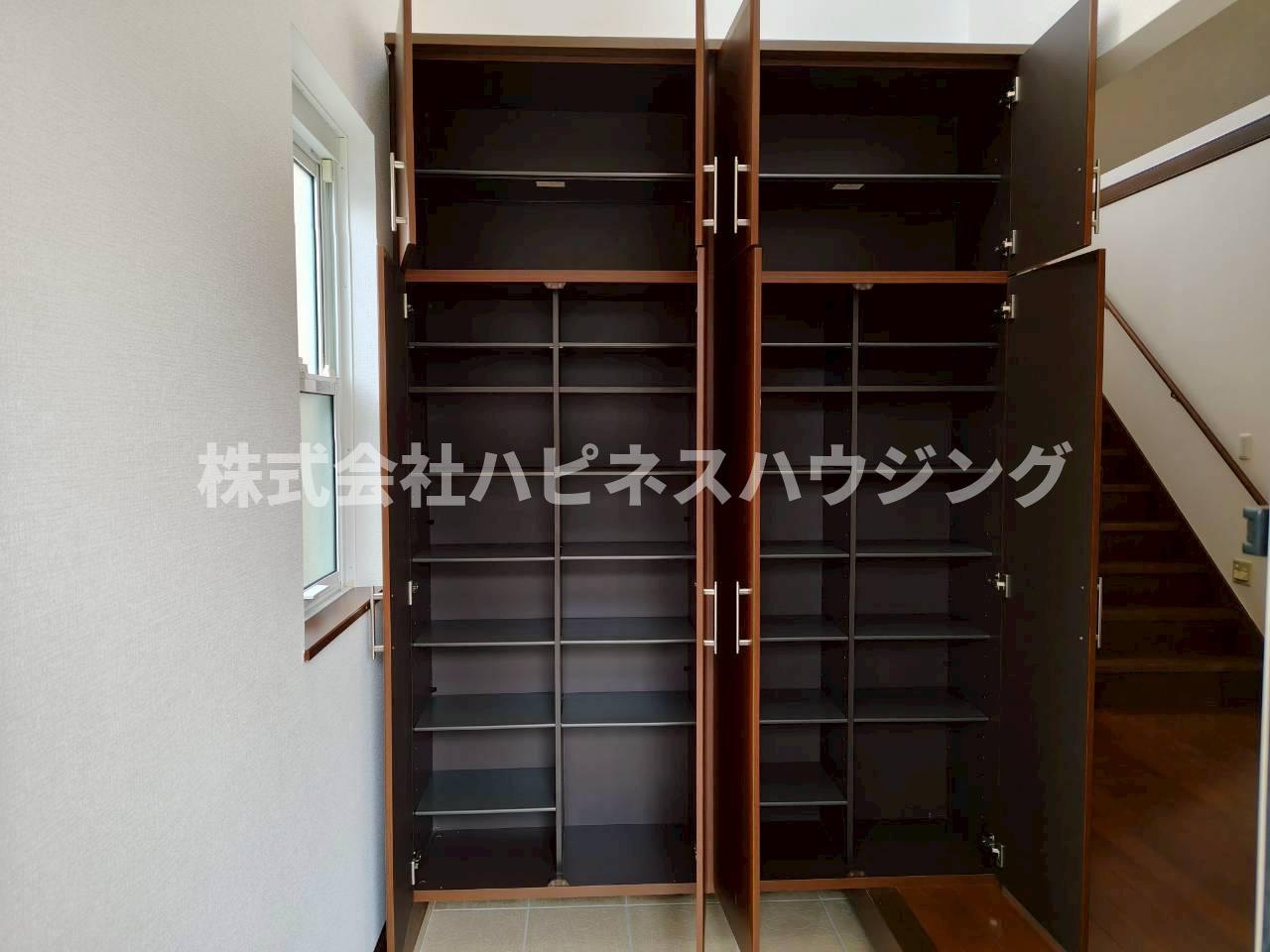印西貸家の玄関