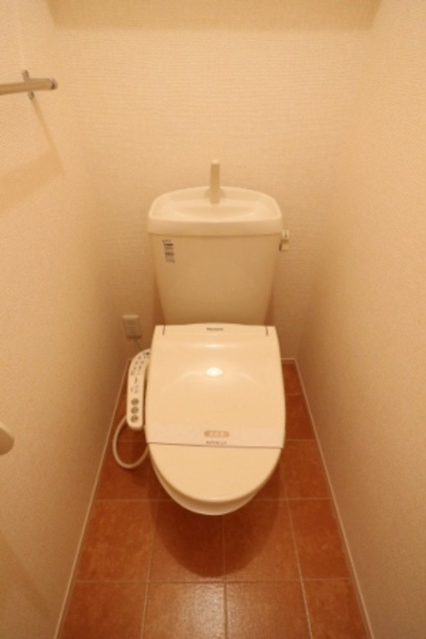 ソレアードDのトイレ|シンプルで使いやすいトイレです