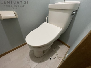 ウォシュレット付きのトイレです♪