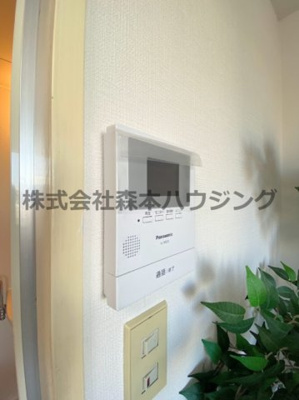 【セキュリティ】 | 　デイルーチェ北岸和田 | TVモニターフォンで安心です