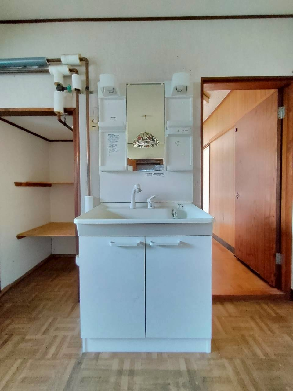 昭和町3丁目　中古住宅のその他|洗面化粧台