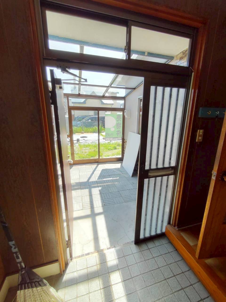 昭和町3丁目　中古住宅の玄関|玄関