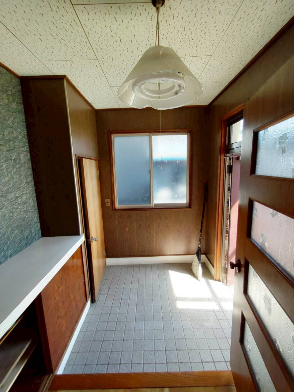 昭和町3丁目　中古住宅の玄関|玄関