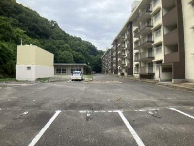 【駐車場】 | ヴィラナリー須波