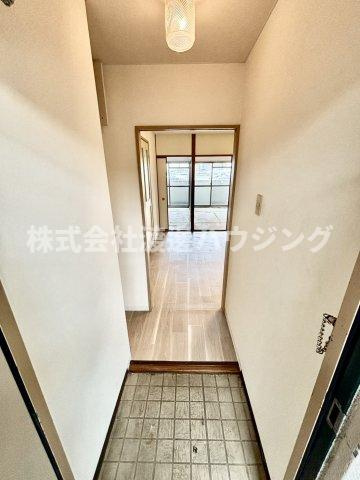 メゾン・OHSの玄関
