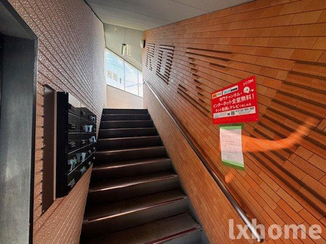 プレアール南春日丘のロビー|落ち着いたロビーです