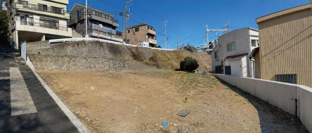 横浜市南区六ッ川1丁目 新築戸建て【仲介手数料無料】カースペース3台