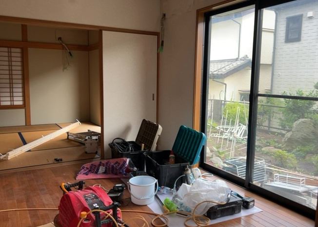 【居間・リビング】 | L型アイランドタイプは、キッチンからダイニングにもリビングにも目が行き届くので、とても使いやすい配置です。L字型独立タイプは、キッチンを独立させてるためLDKというよりもLDといった様なイメージです。