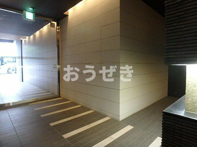 メトロタワー山下町のロビー