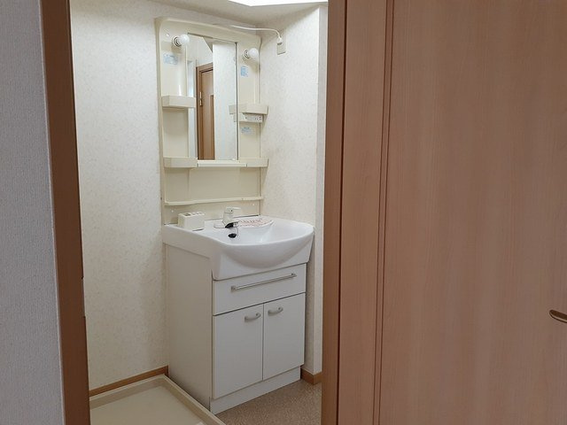 エヴァーグリーンの洗面所