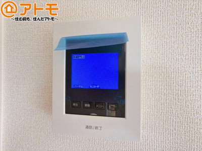 【防犯設備】 | 島田市稲荷4丁目　新築戸建　全1棟 | TVモニター付きインターホンは訪問者を確認することができて、防犯性に優れています♪
