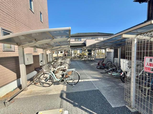 ラ　ヴィ　アンソレイエのその他共用部分