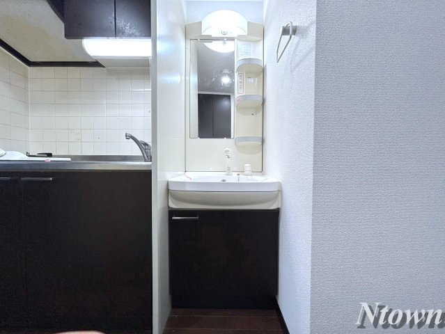 【独立洗面台】 | ライジングコート名古屋駅南 | 朝の支度にも助かる、独立の洗髪洗面化粧台