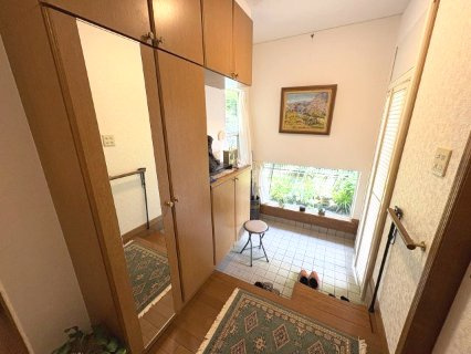 嵐山町廣野 中古戸建の玄関