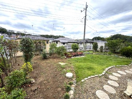 嵐山町廣野 中古戸建の庭
