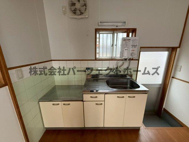 枚方市天之川町のテラスのキッチン|キッチンでお料理をお楽しみください