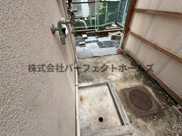 枚方市天之川町のテラスの設備|洗濯機置場