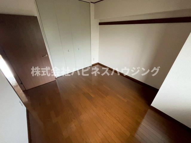 INSURANCE(インシュランス)BLDG.(ビルディング)XIX(ナインティーン)松戸の洋室