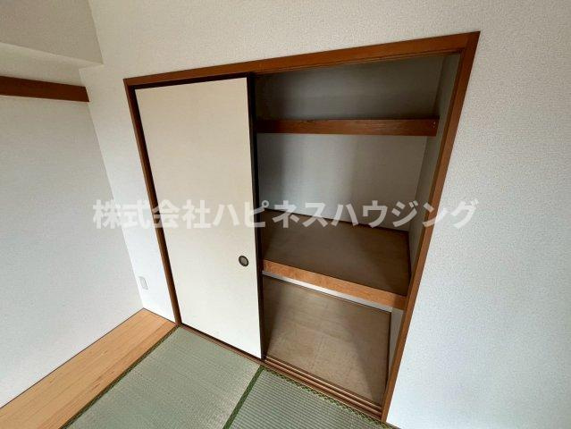 INSURANCE(インシュランス)BLDG.(ビルディング)XIX(ナインティーン)松戸の収納