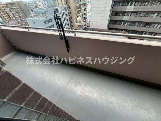 INSURANCE(インシュランス)BLDG.(ビルディング)XIX(ナインティーン)松戸のバルコニー