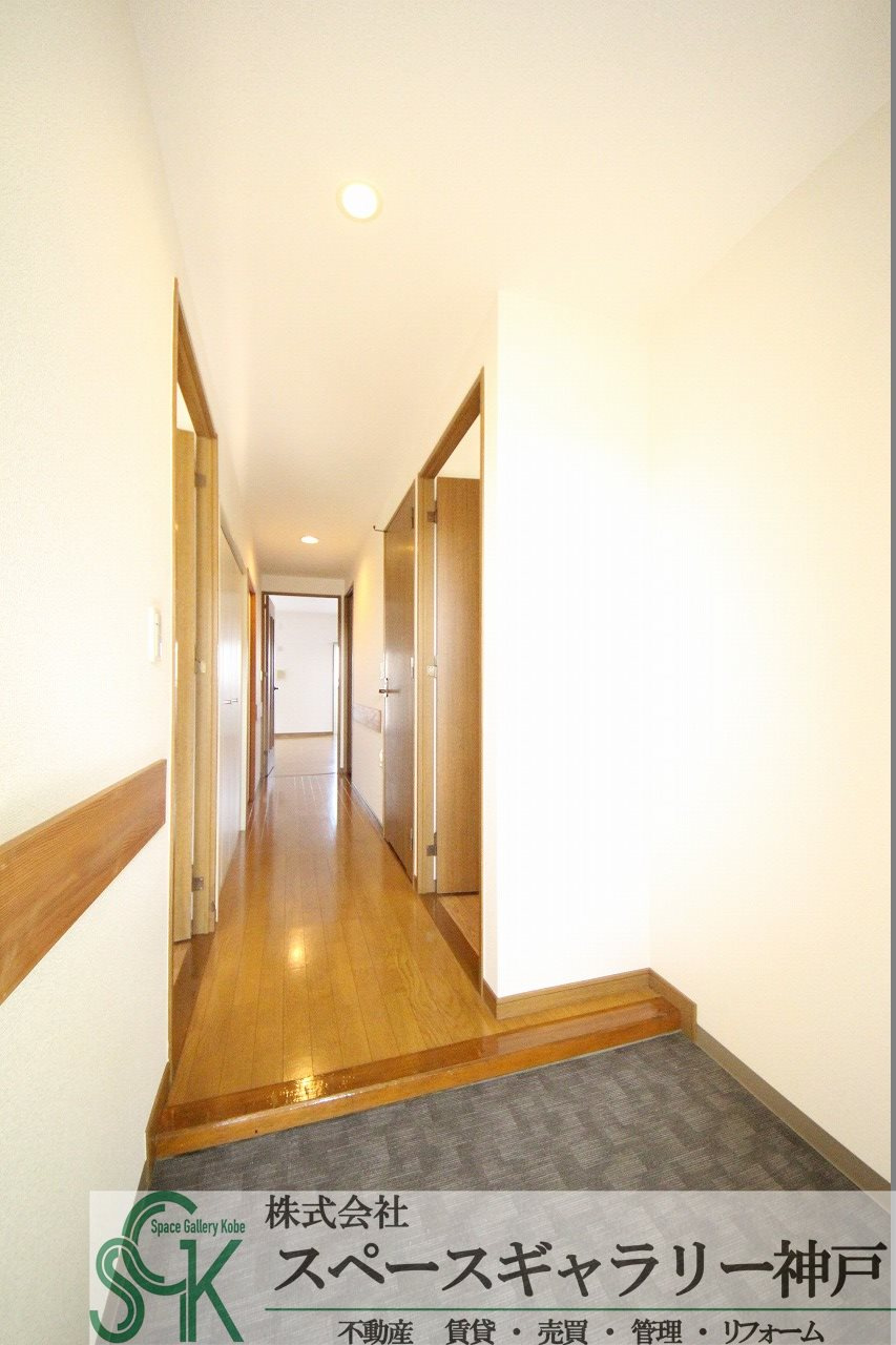 王塚東シティコートの玄関|※お部屋により仕様が異なる場合があります。