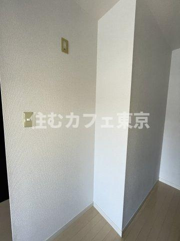メゾネットくにたちのキッチン|冷蔵庫置き場です