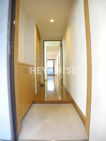 スカイコート出島の玄関|※同間取りの別の階のお部屋の画像です※現況を優先します