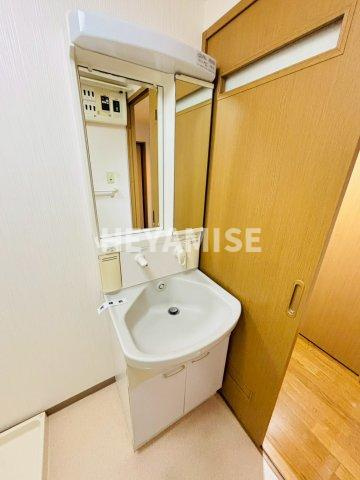 スカイコート出島の独立洗面台|※別間取り2LDKのお部屋の参考画像です※現況を優先します