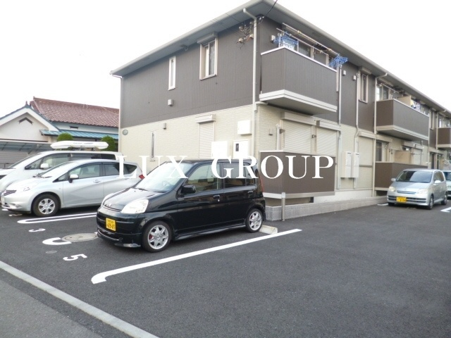 【駐車場】 | ミルキーコート