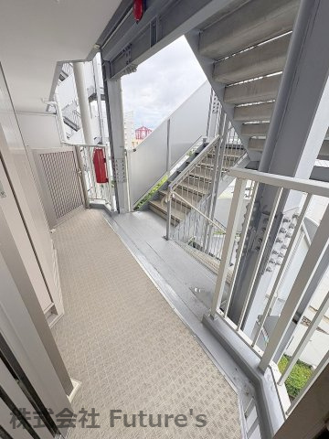 パークフィールドみさと2街区2号館のその他共用部分|共用通路です