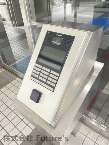パークフィールドみさと2街区2号館|安心のオートロック付きです