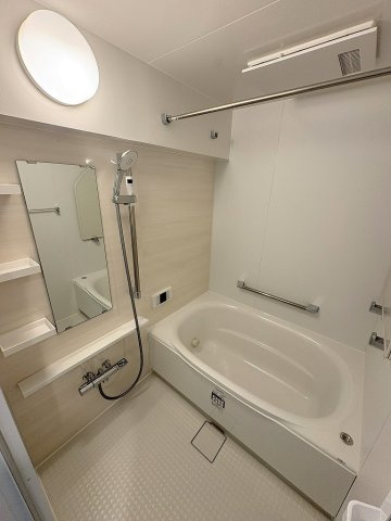 パークフィールドみさと2街区2号館の浴室|新品交換済みの追焚・浴室乾燥機付きバス