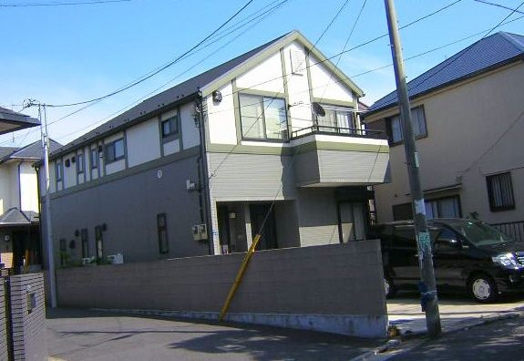 イーストエムズ 