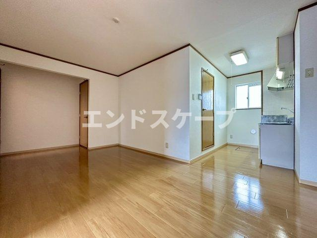 ヴァン・デールＡの居間・リビング|高崎、前橋のお部屋探しはエンドスケープまで！お客様の理想お聞かせ下さい♪