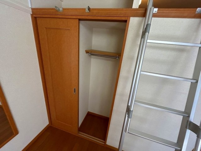 レオパレス寺地の収納|67800791_13.jpg