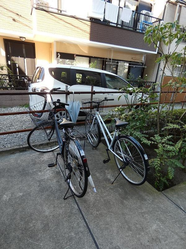 ハイネスメゾン成輪の駐車場|27339175_5.jpg