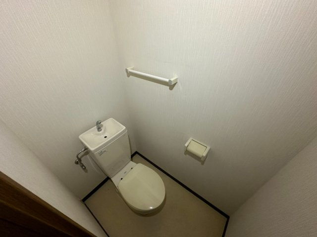 ヴィラ十文字のトイレ|71780714_6.jpg