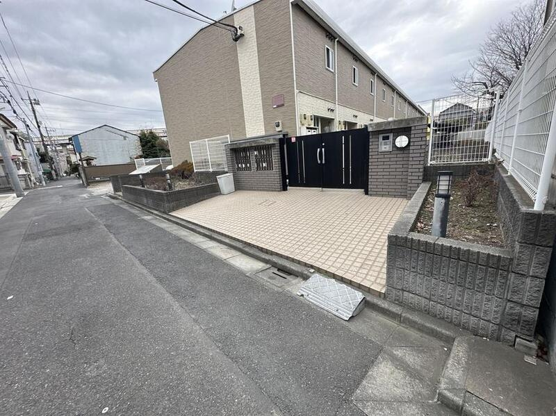 レオパレスたぶの木の駐車場|73479024_4.jpg