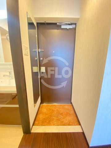 プレジオ弁天町の玄関|プレジオ弁天町　玄関