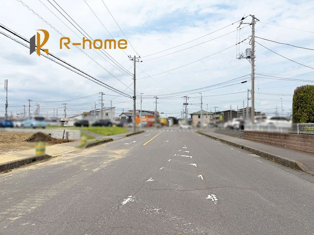 取手市藤代南3期　新築戸建て　1号棟の前面道路含む現地写真|『今から見たい！』大歓迎です♪
お気軽にＲ－ｈomeまでお問い合わせください。
