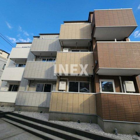 横浜市西区東久保町のアパートの外観パース