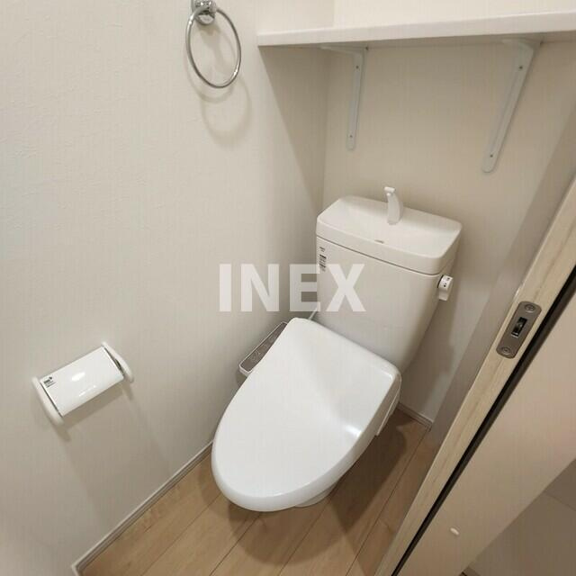 横浜市西区東久保町のアパートのトイレ