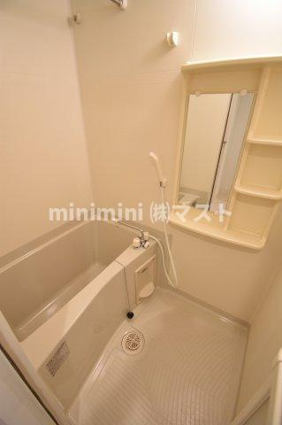 大阪市西区西本町１丁目の賃貸マンションの浴室|※別号室参考写真