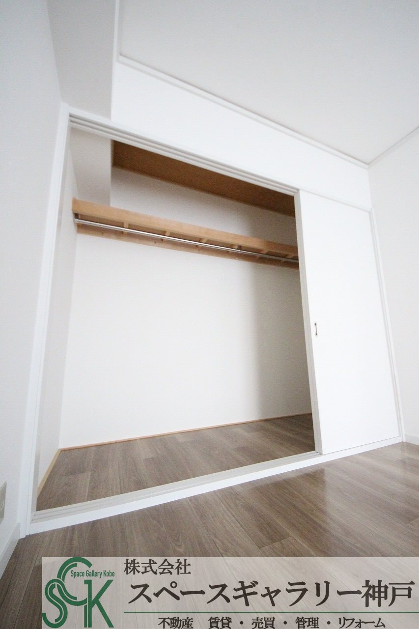 入江の収納|※お部屋により仕様が異なる場合があります。