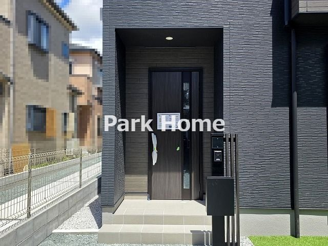 高知市介良乙 -11期2棟2- 新築戸建ての玄関|2号棟