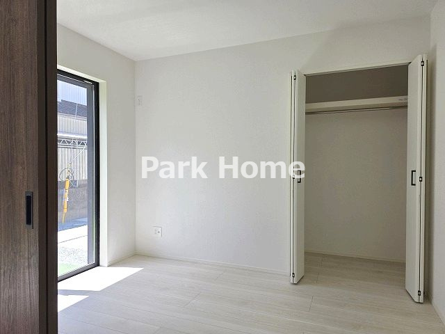 高知市介良乙 -11期2棟2- 新築戸建ての収納|１F:4.37洋室クローゼット
