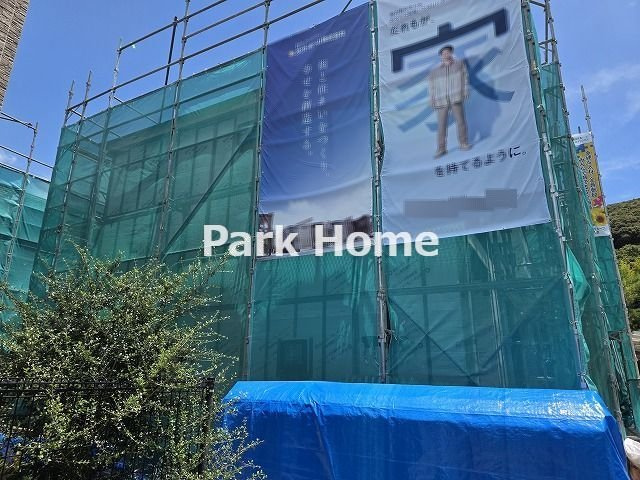 高知市介良乙 -11期2棟2- 新築戸建ての外観|2号棟　2026.7月：建築中