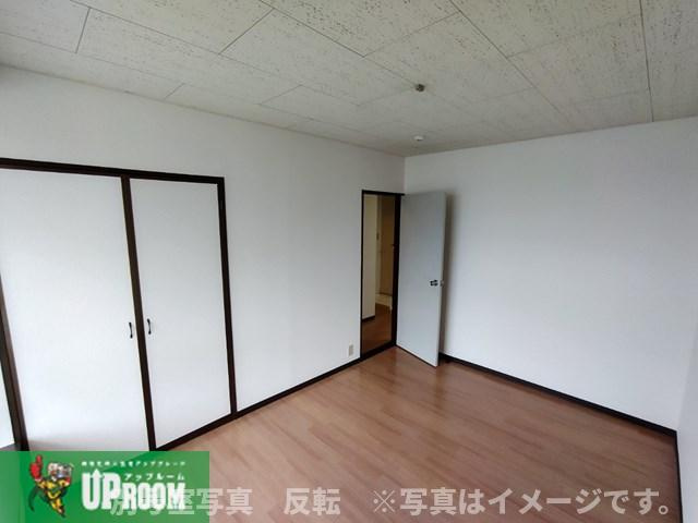 レジデンス青山の洋室