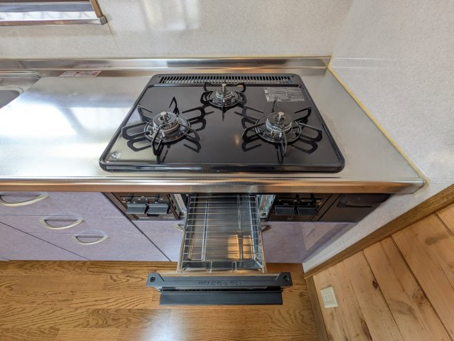 愛家瀬戸岡戸建のキッチン