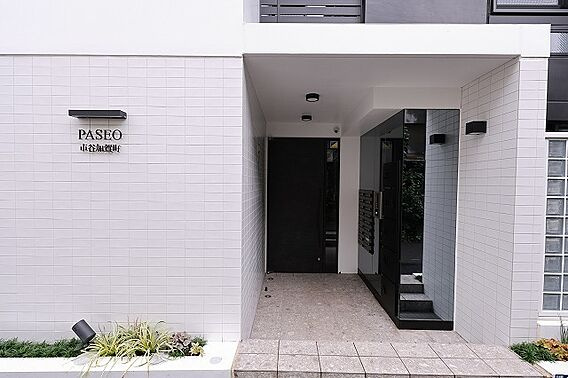 【エントランス】PASEO市谷加賀町 